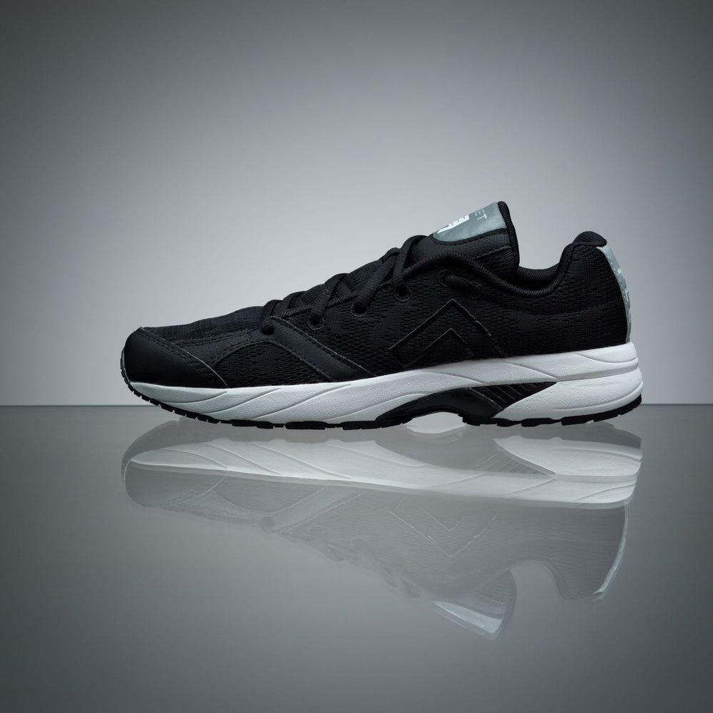 
                  
                    FEET Distance running  shoe, FEET Distance juoksukenkä
                  
                